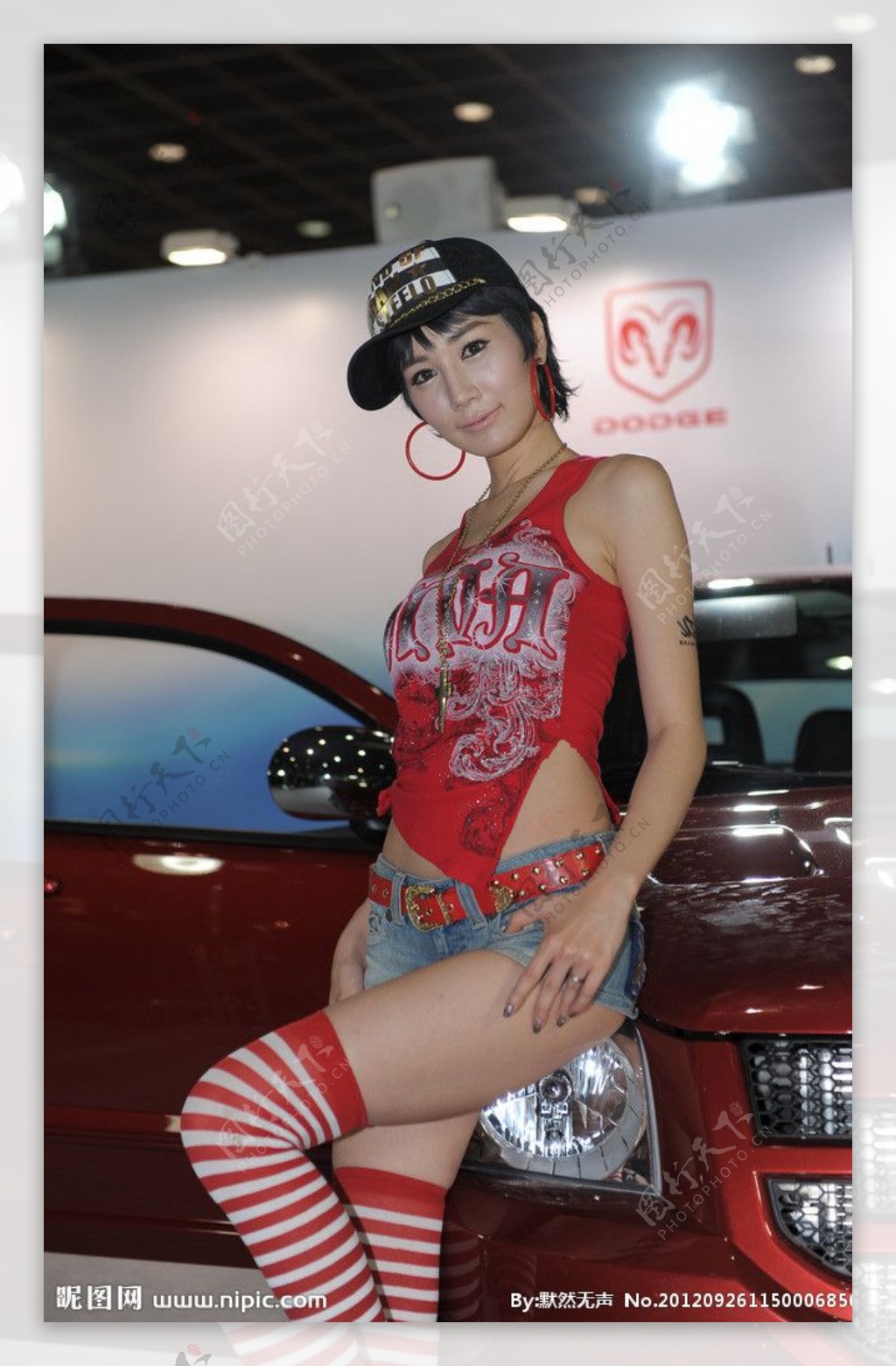 性感韩国车模图片