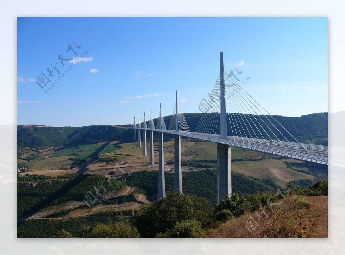 法国第一高桥米洛高架桥图片