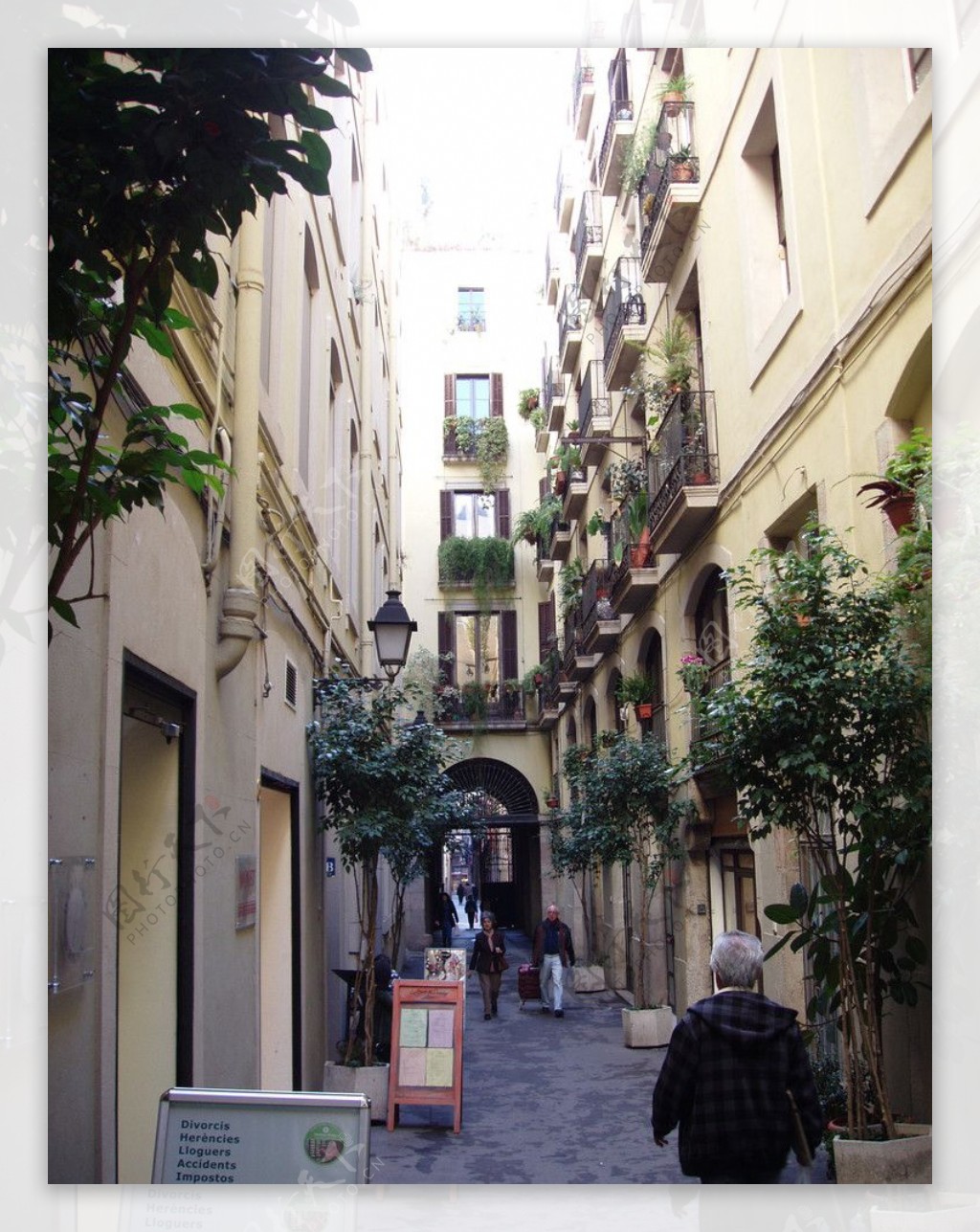 巴塞罗那小巷图片