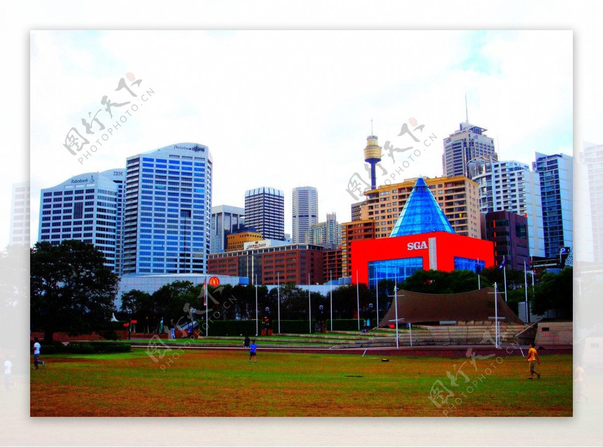 悉尼中央公园旁的楼群图片