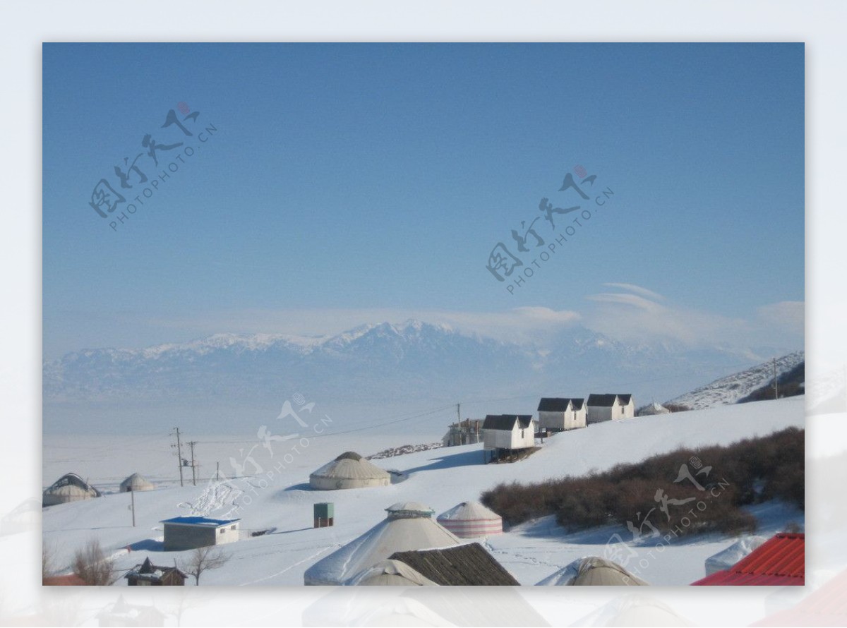 新疆南山雪景图片