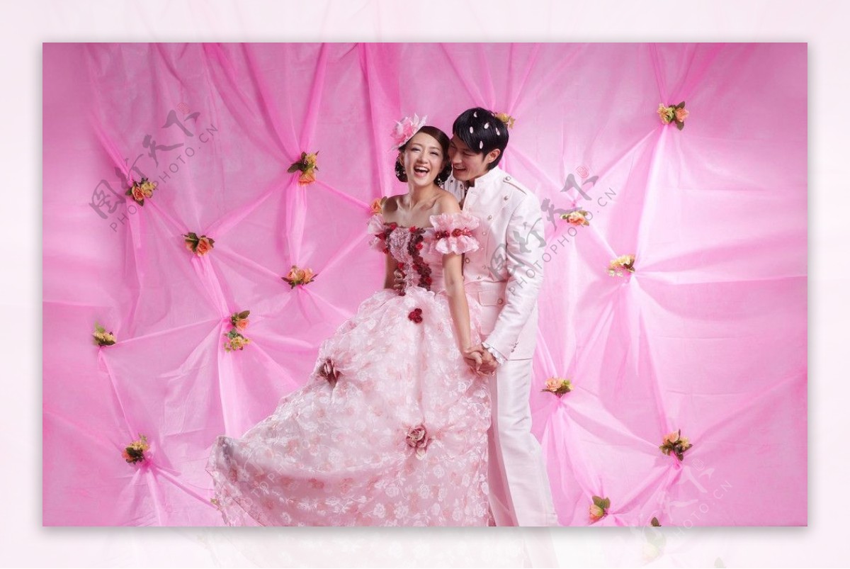 低饱和度的粉色婚纱照真是高级感满满，在柳州就可以拍哦~ - 知乎