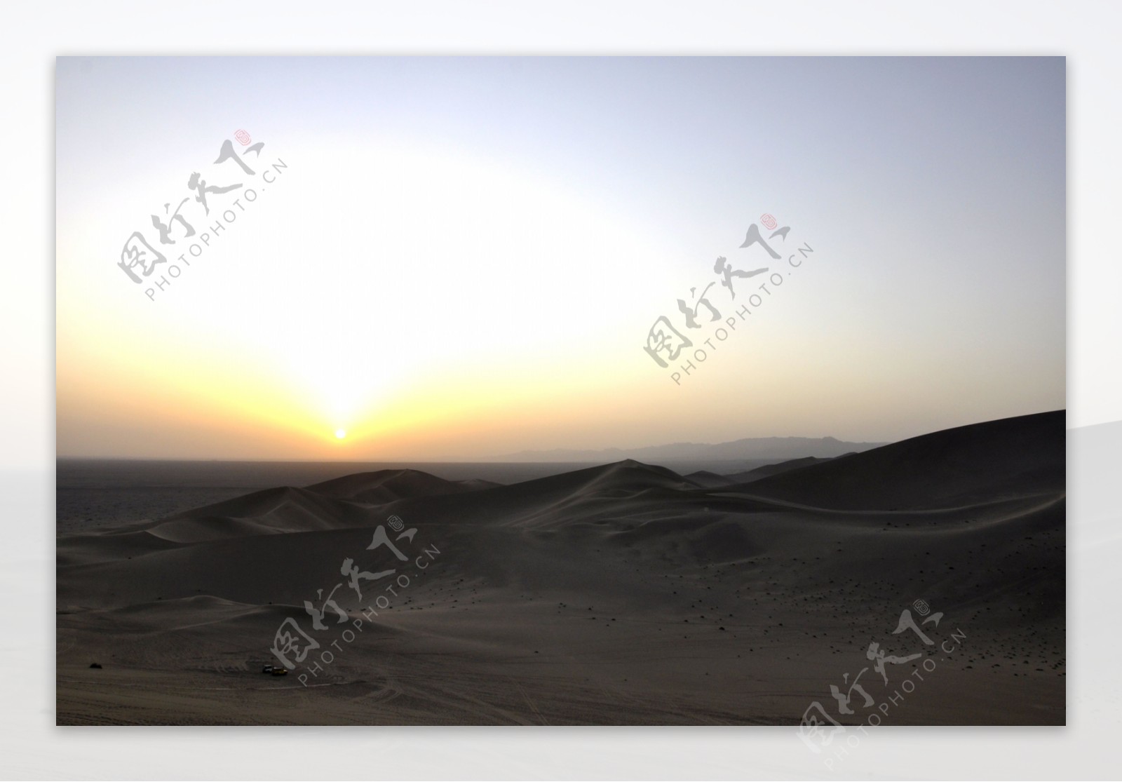 日落大漠图片