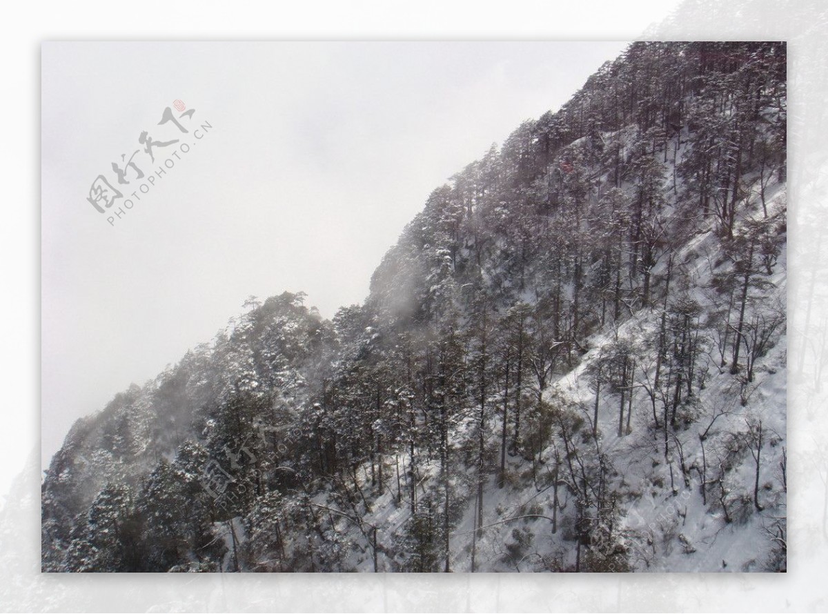 峨眉山雪景图片