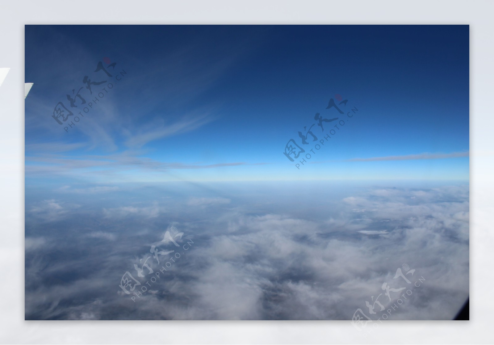 航拍云层图片