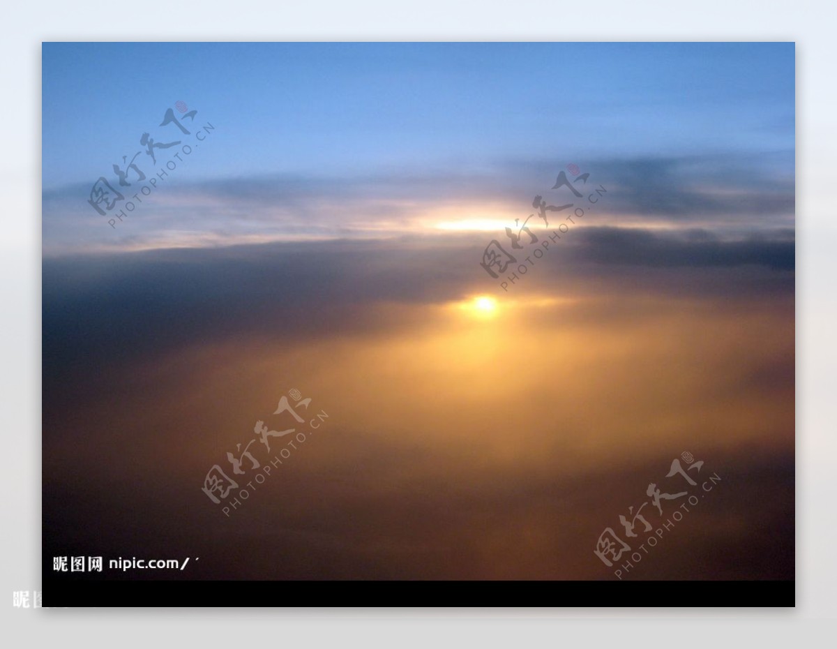 自然风景日落太阳阳光云层图片