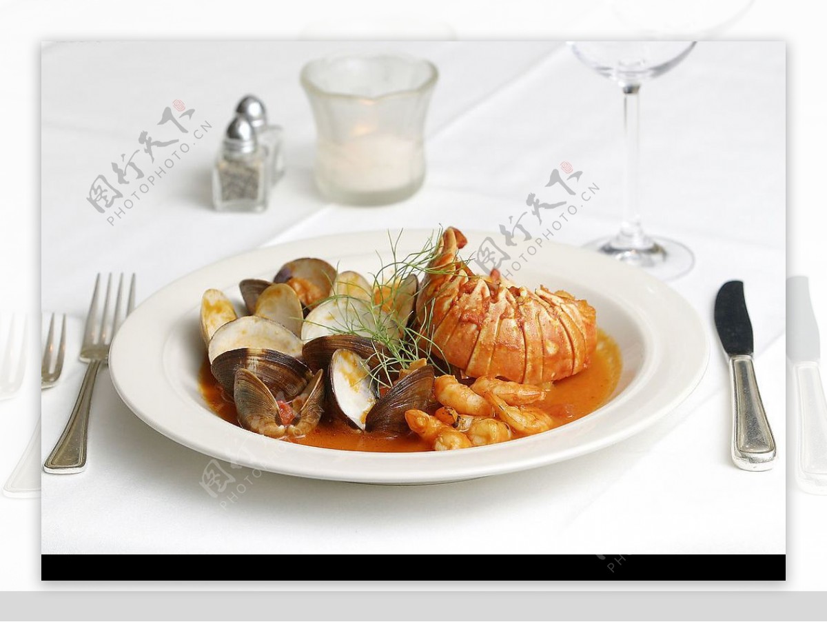 龙虾蛤蜊海鲜大餐图片