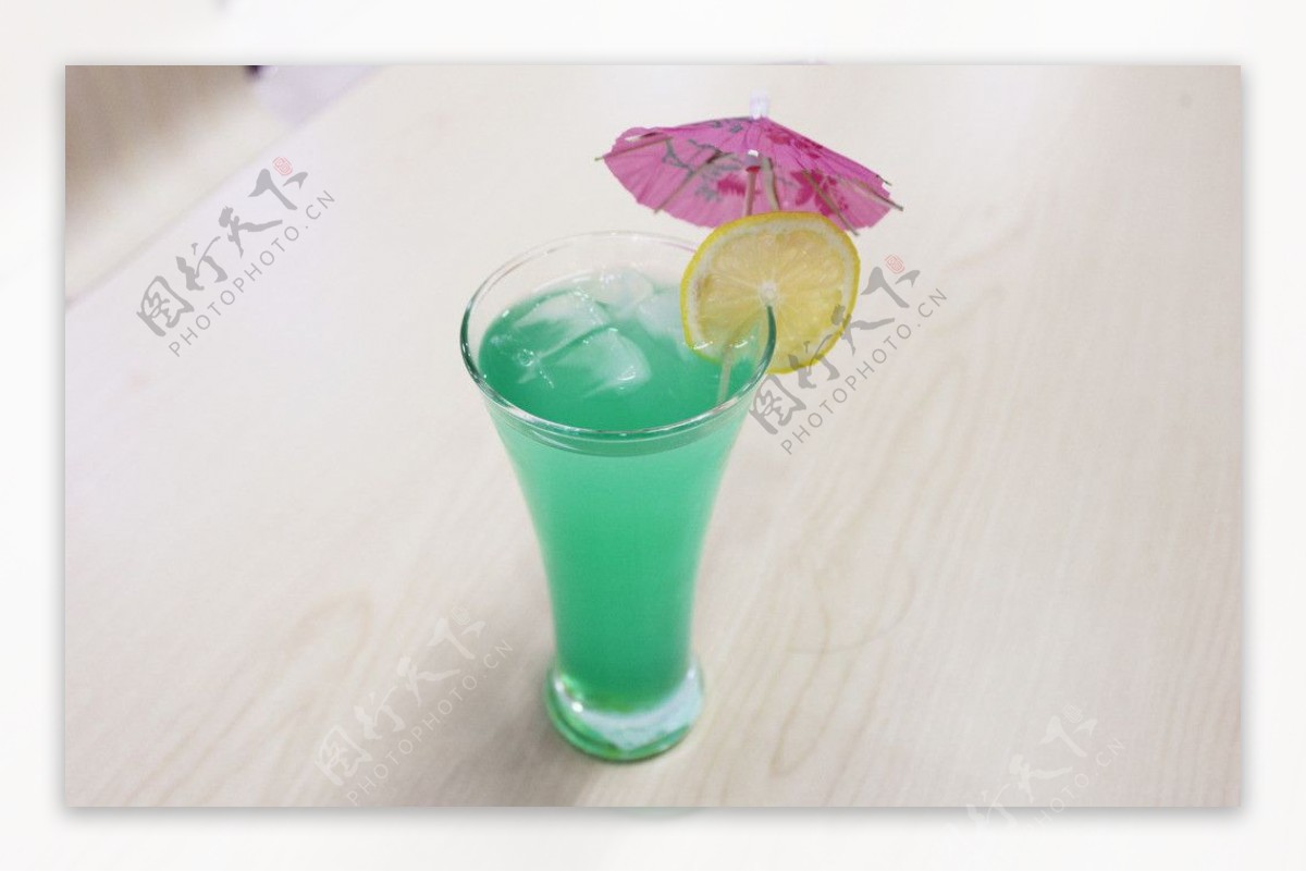 饮品绿色柠檬图片