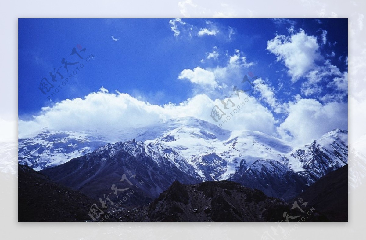 新疆天山风光图片