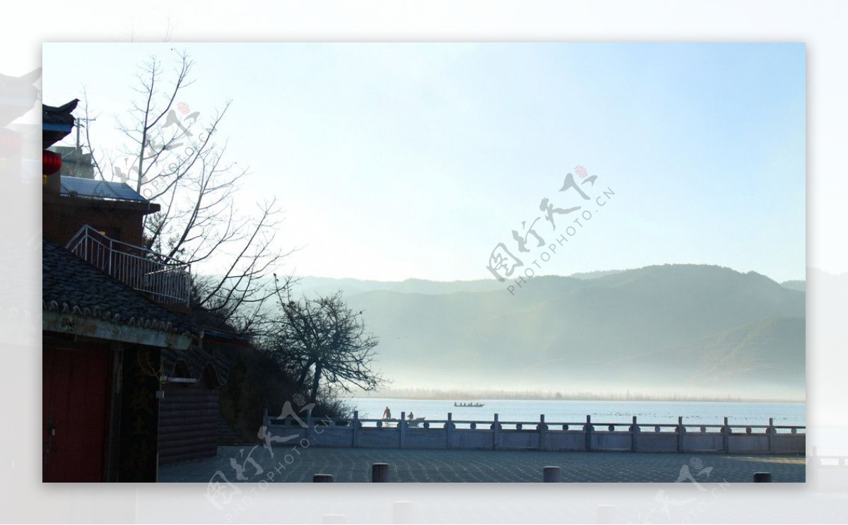 泸沽湖美景图片