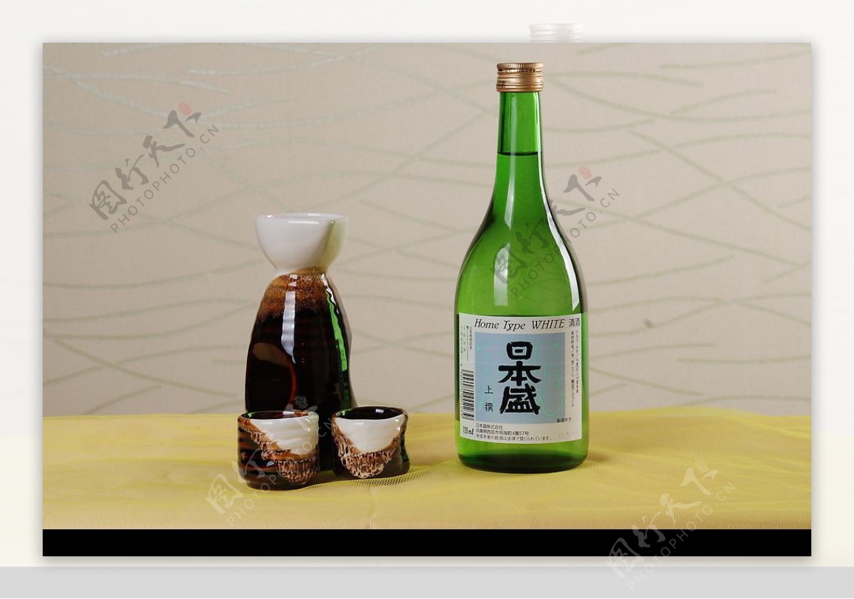 日本名酒广告摄影图图片