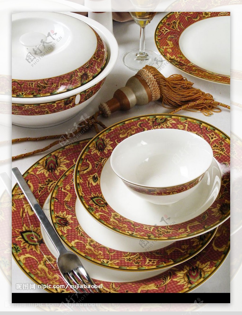 骨质瓷餐具餐盘图片