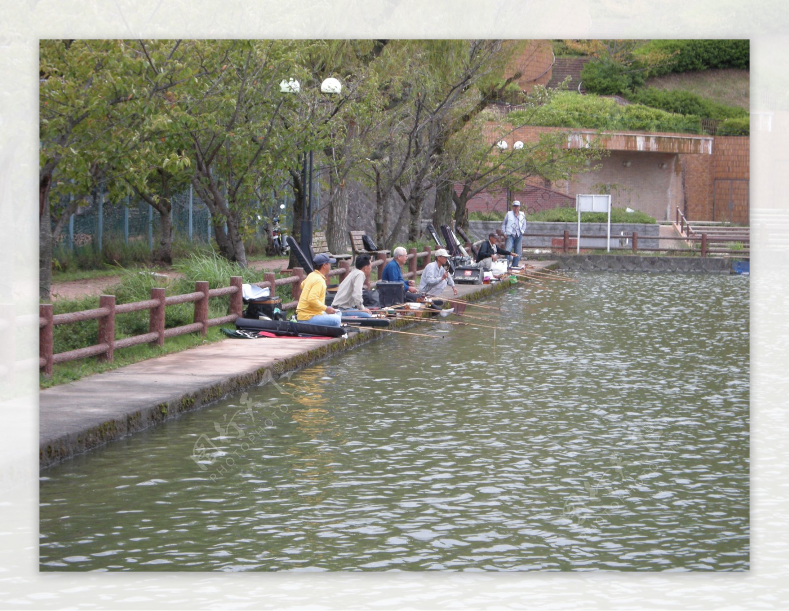 钓鱼人池塘钓场自然风景山峰山水鲫鱼日本摄影钓鱼比赛溪流小溪图片