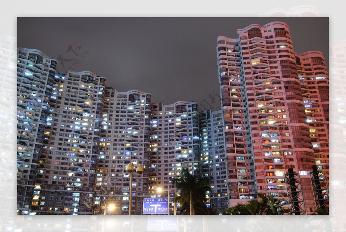 深圳漾日湾畔社区夜景图片