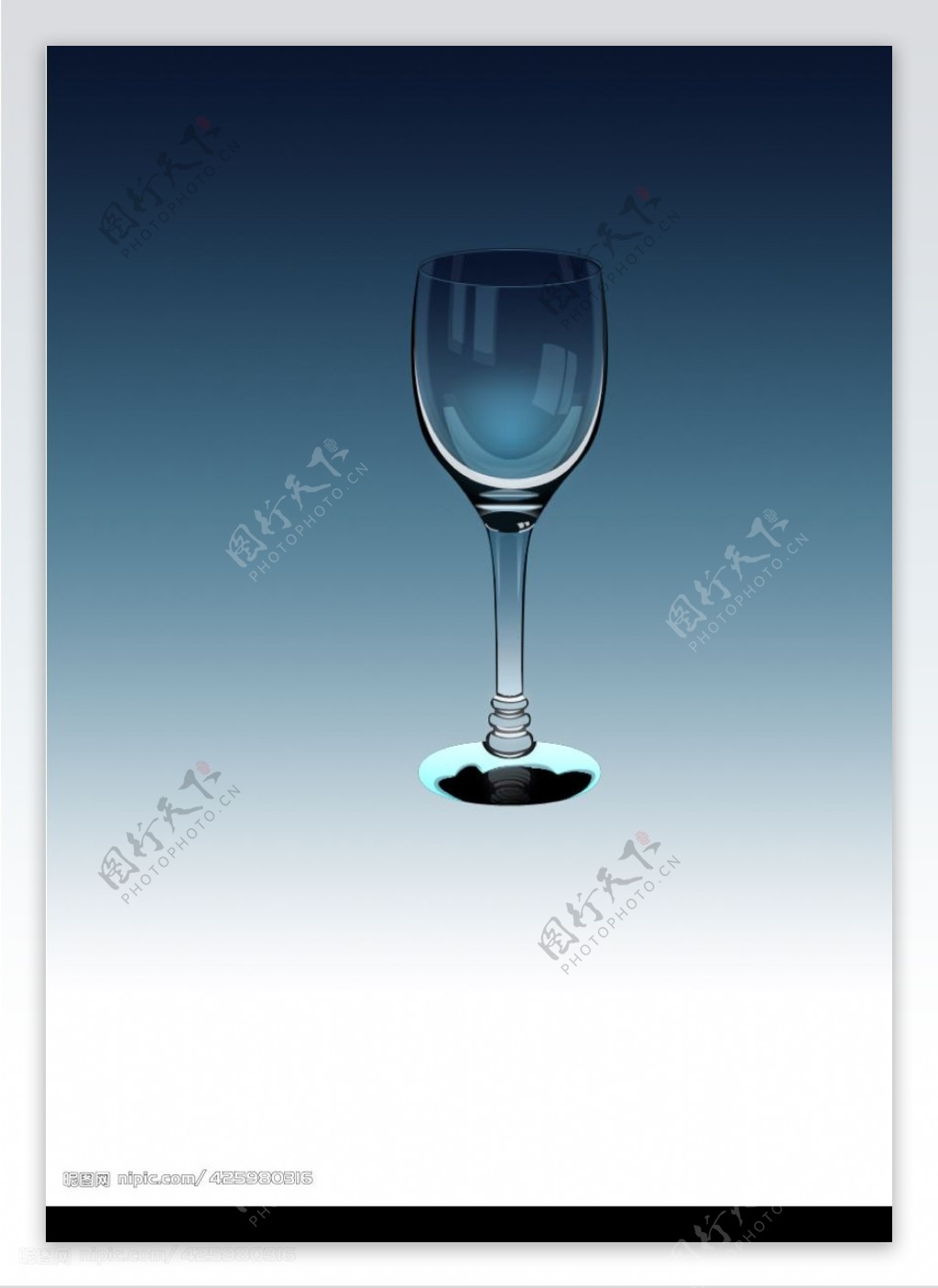 透明酒杯图片