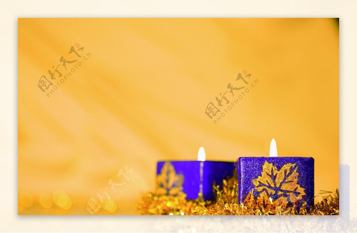 紫色蜡烛背景图片