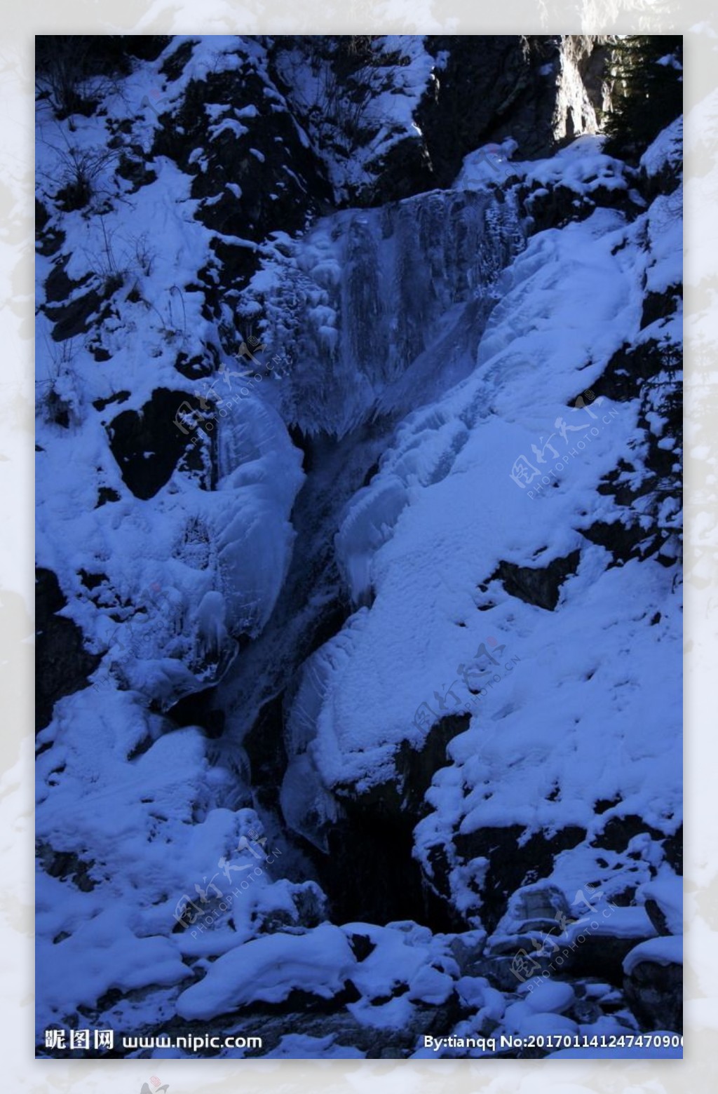 天池雪