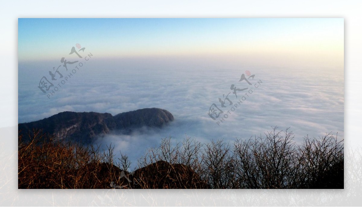 峨眉山景