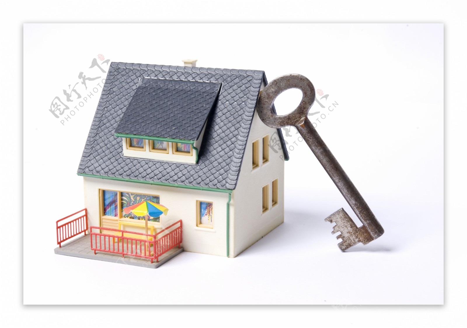 房子模型与钥匙