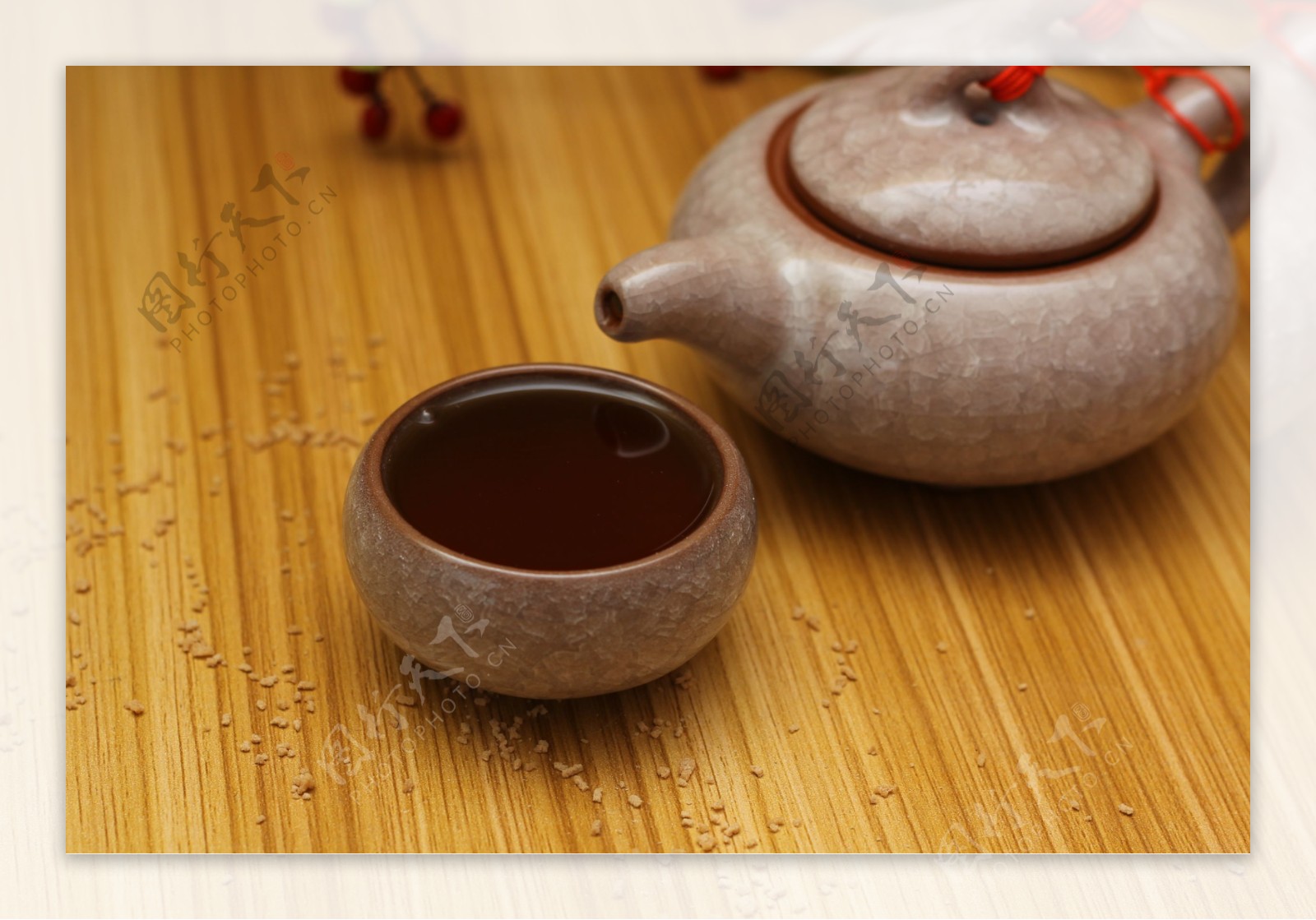 唯美古典茶壶茶杯图