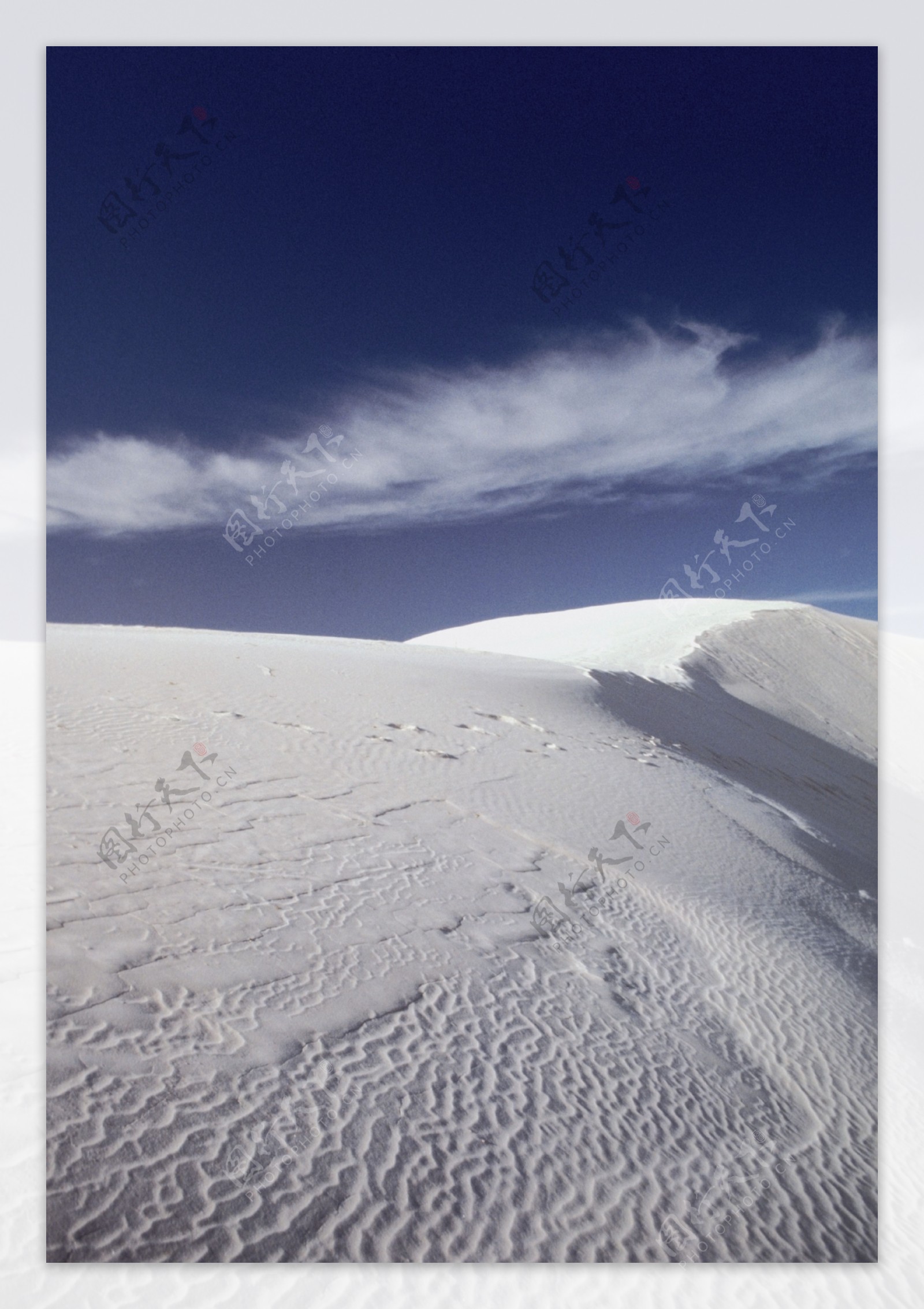 高山雪地图片图片