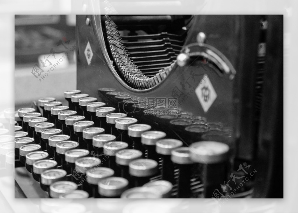 陈旧的打字机