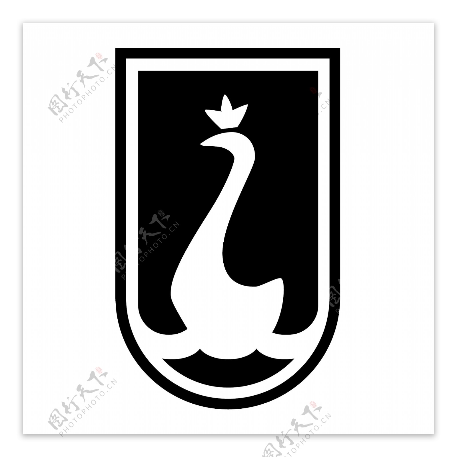 黑白色盾牌logo设计