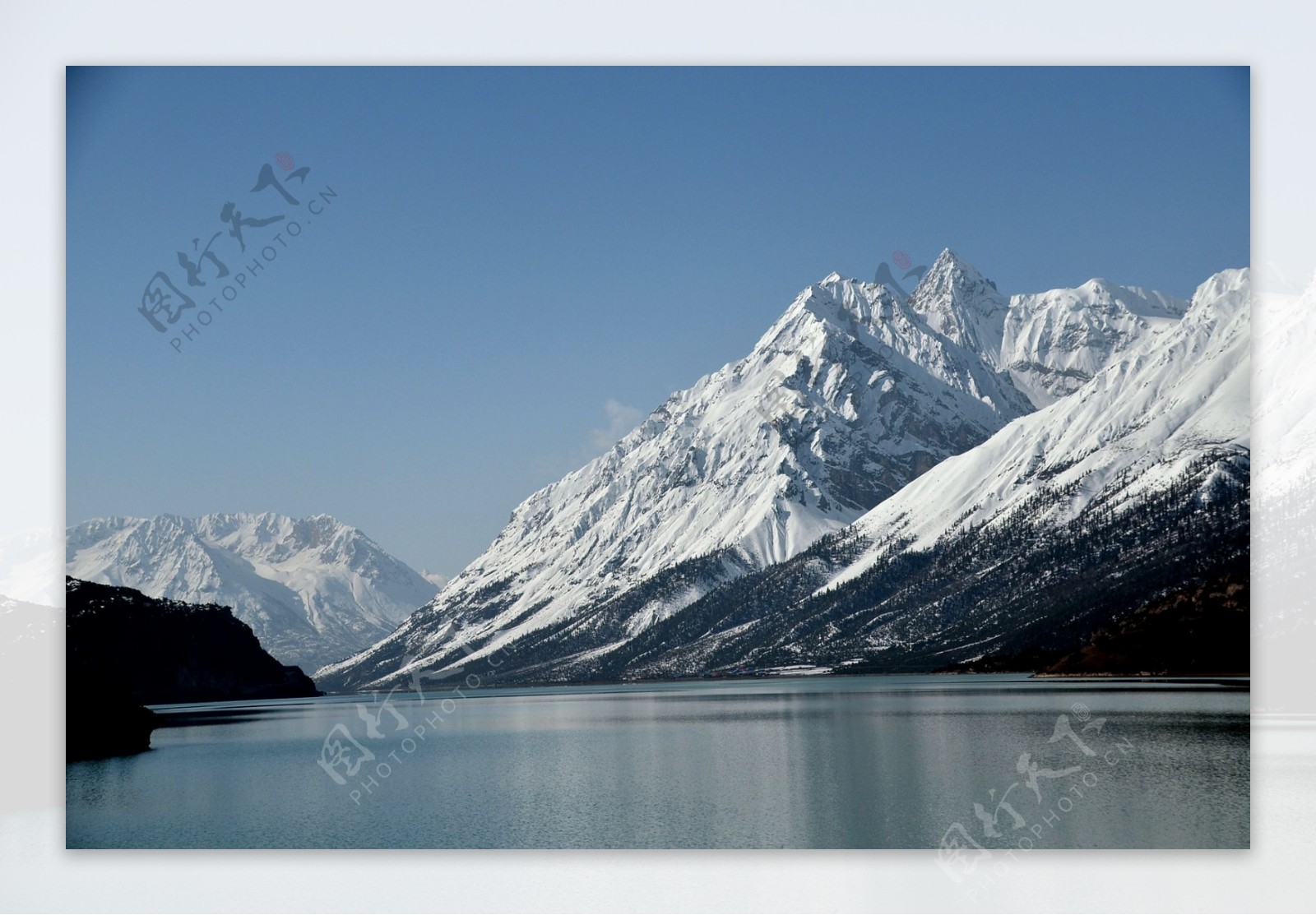 西藏然乌湖风景