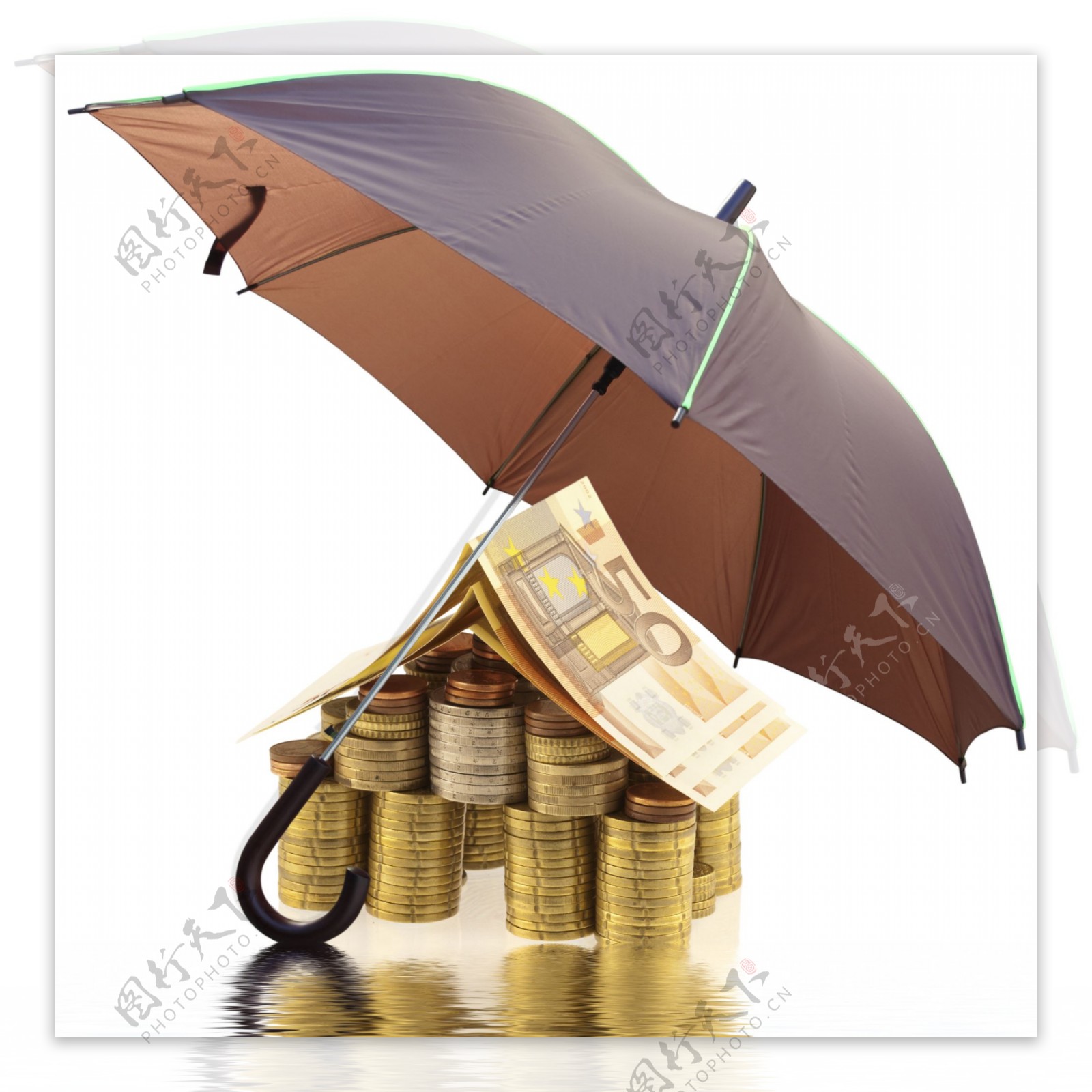 雨伞与货币图片