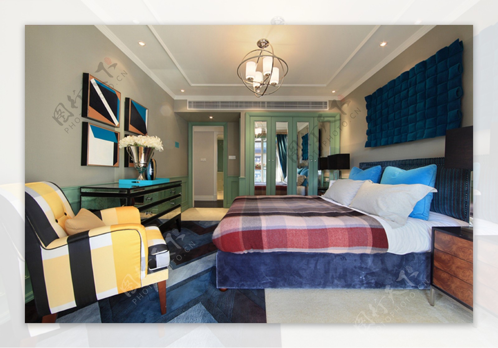 欧式创意卧室大床设计图