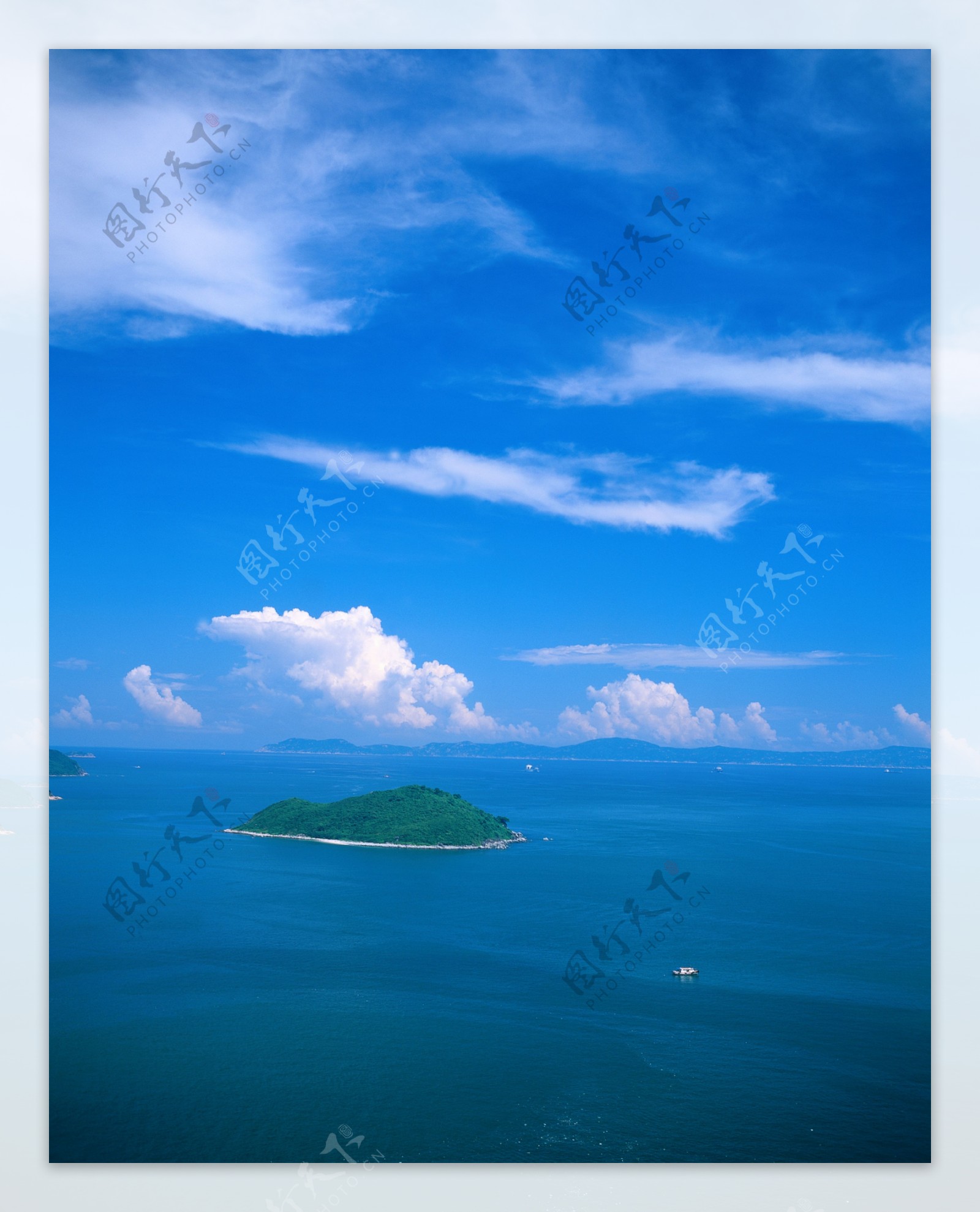 大海孤岛风景图片