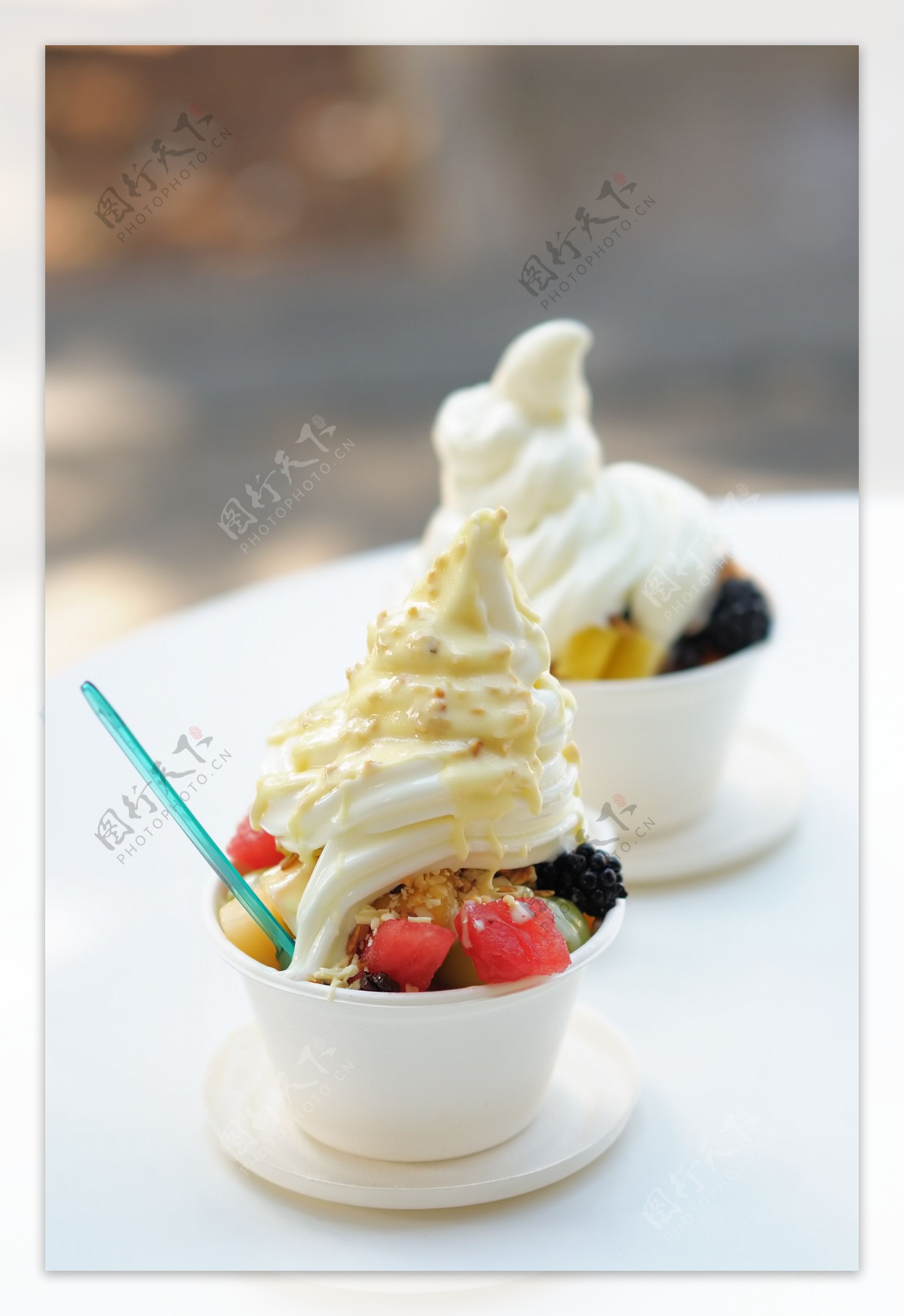 美味酸奶冰激凌图片