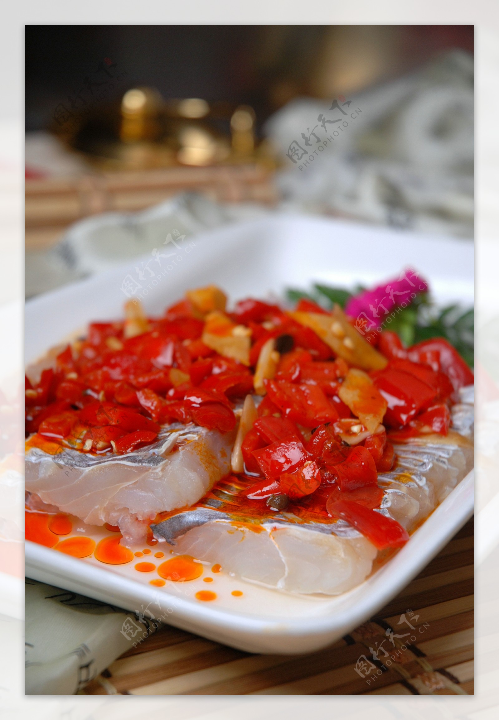 国内美食辣椒鱼块图片