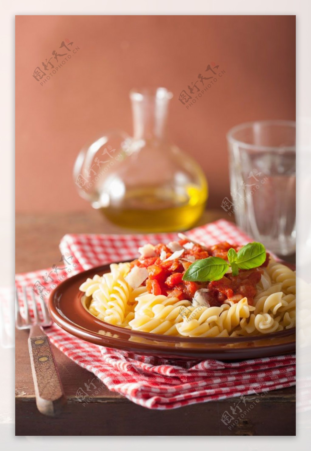 西红柿面条和香油图片