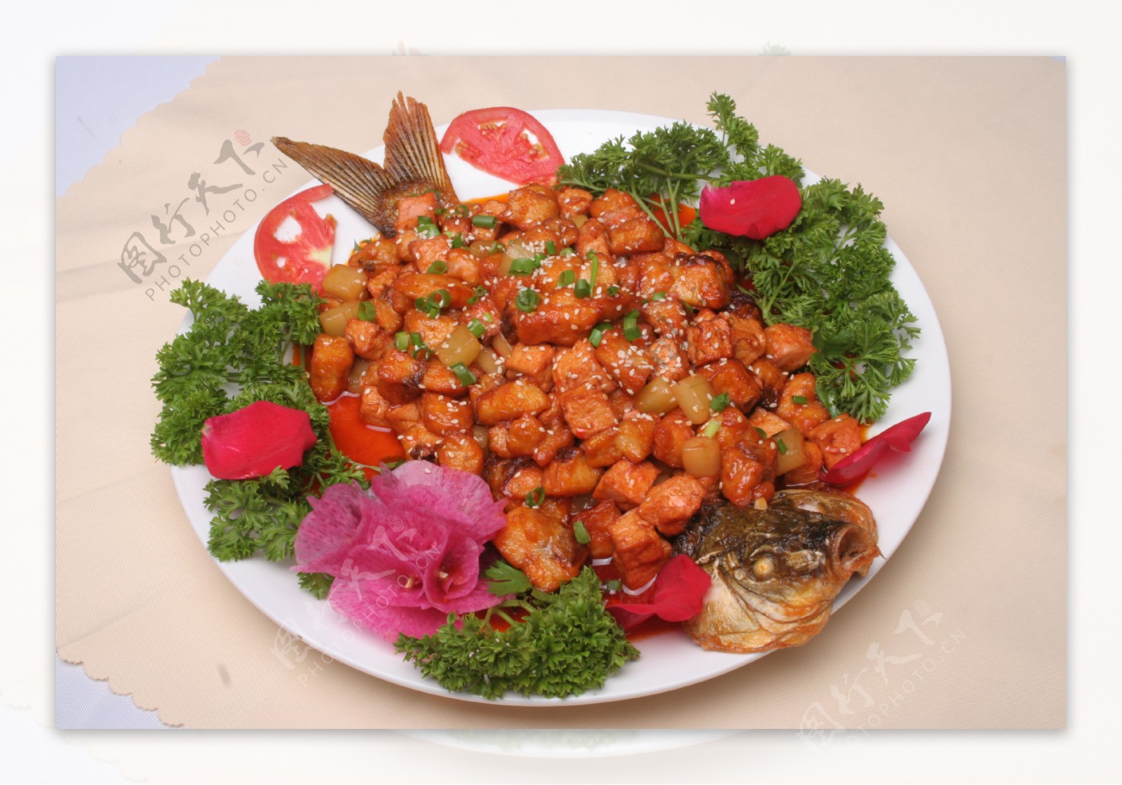 川菜厨师分享正宗“重庆太安鱼”家常做法 开胃下饭 看得口水流_哔哩哔哩_bilibili