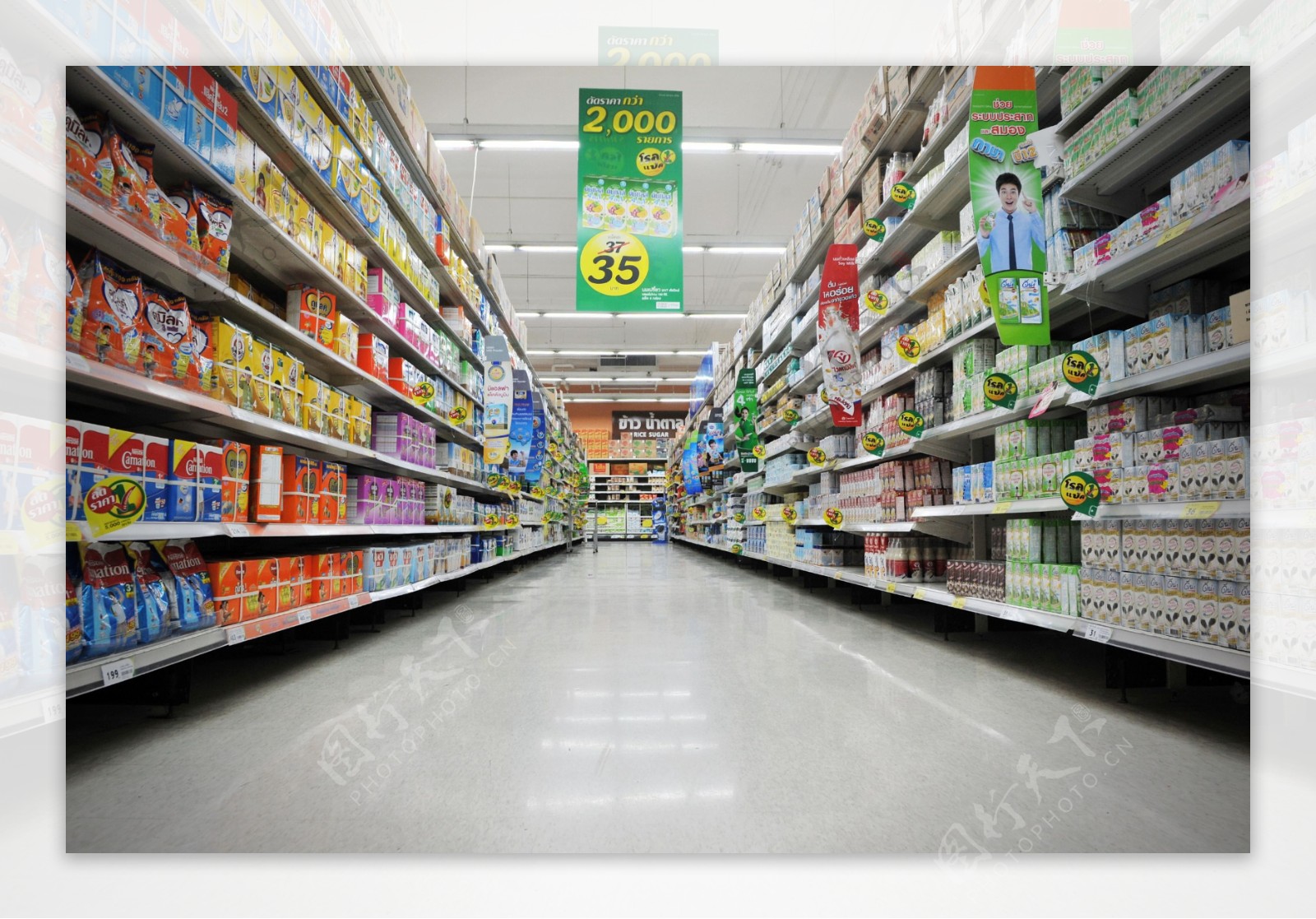 超市奶制品区域布置图片
