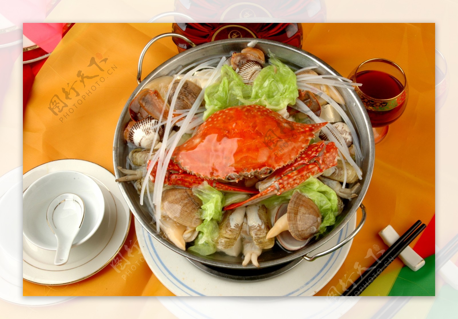 海鲜焖锅怎么做_海鲜焖锅的做法视频_秋食爱吃饭_豆果美食