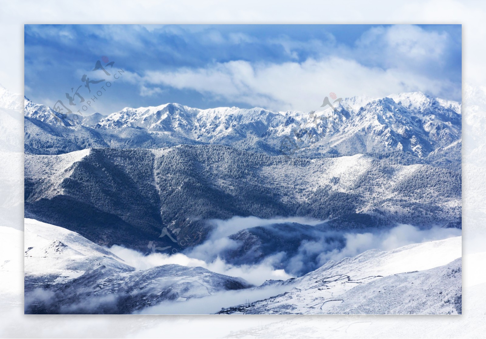 雪山山脉风景图片