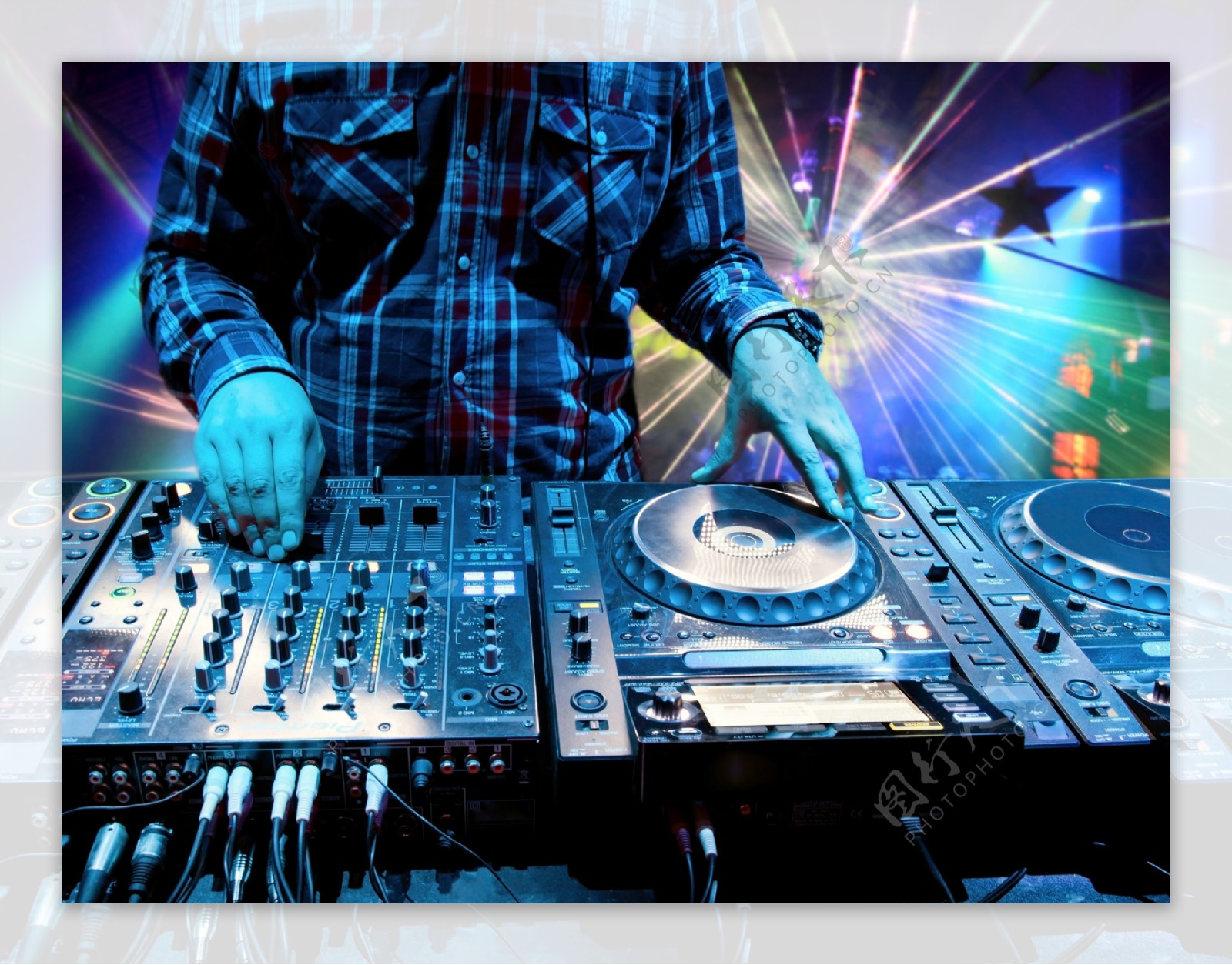酒吧DJ音乐人图片