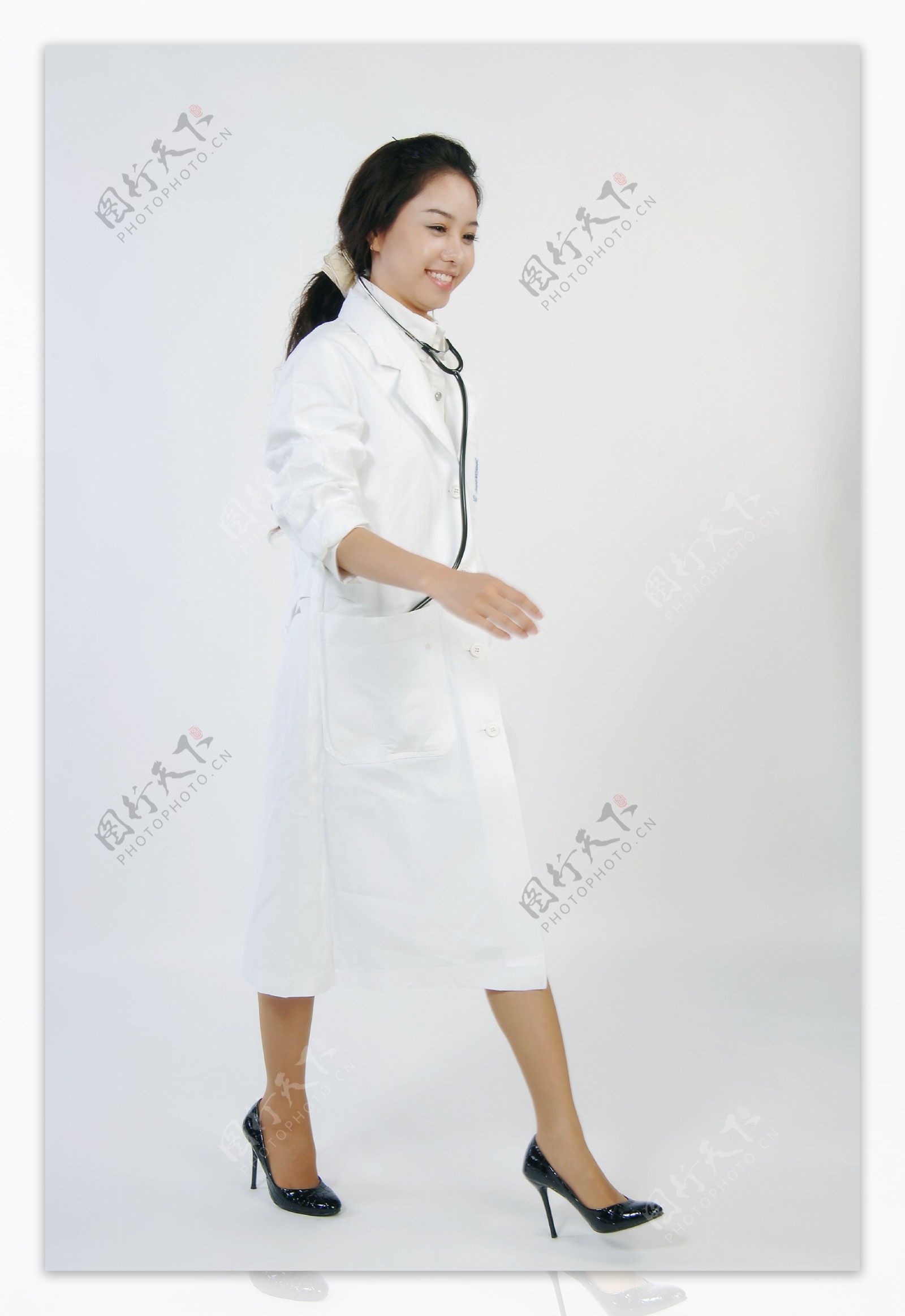 女医生护士30图片