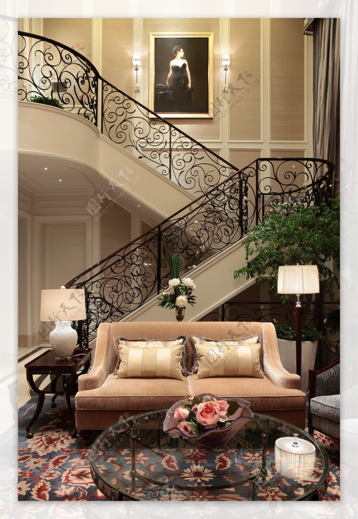 美式豪华客厅楼梯设计图