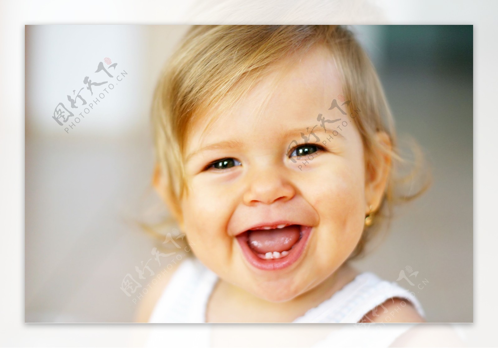 开心的外国小女孩宝贝图片图片