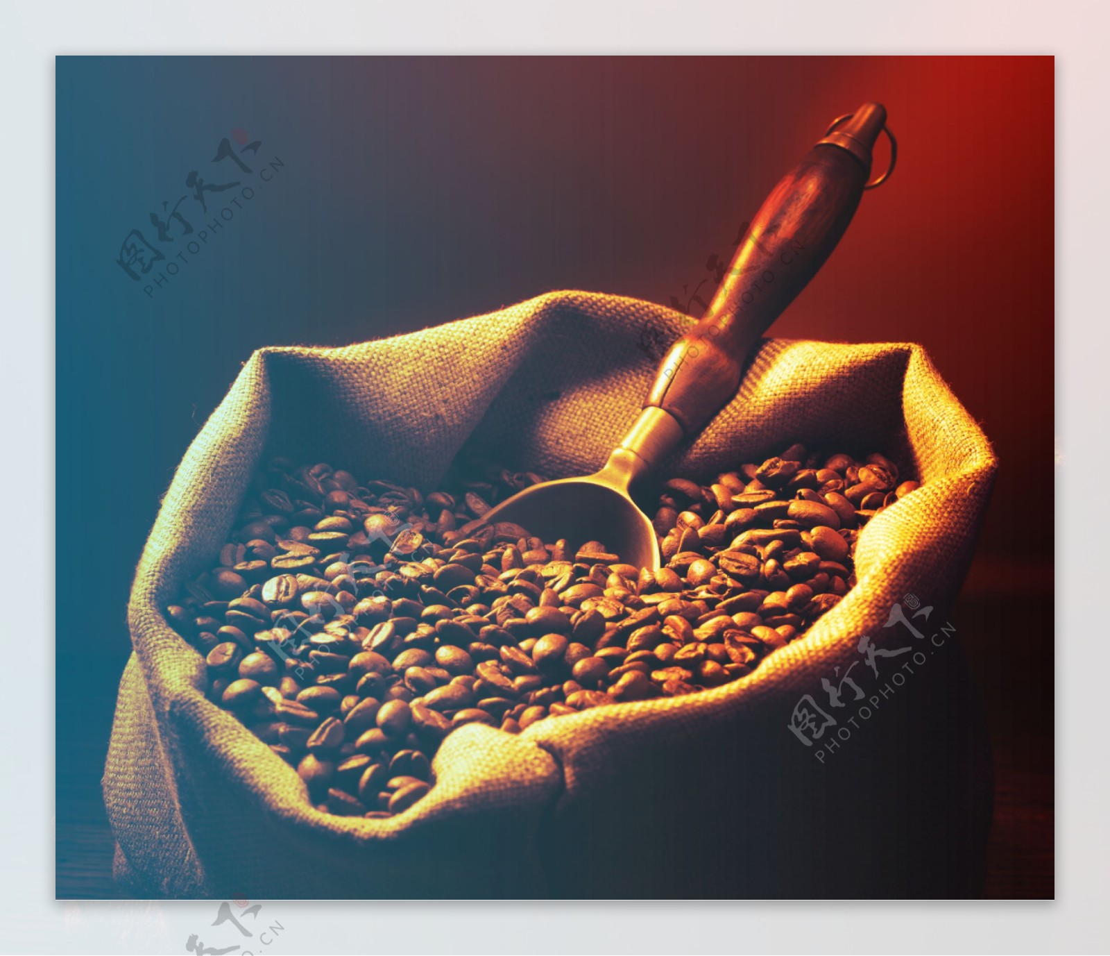 麻袋里的咖啡豆图片