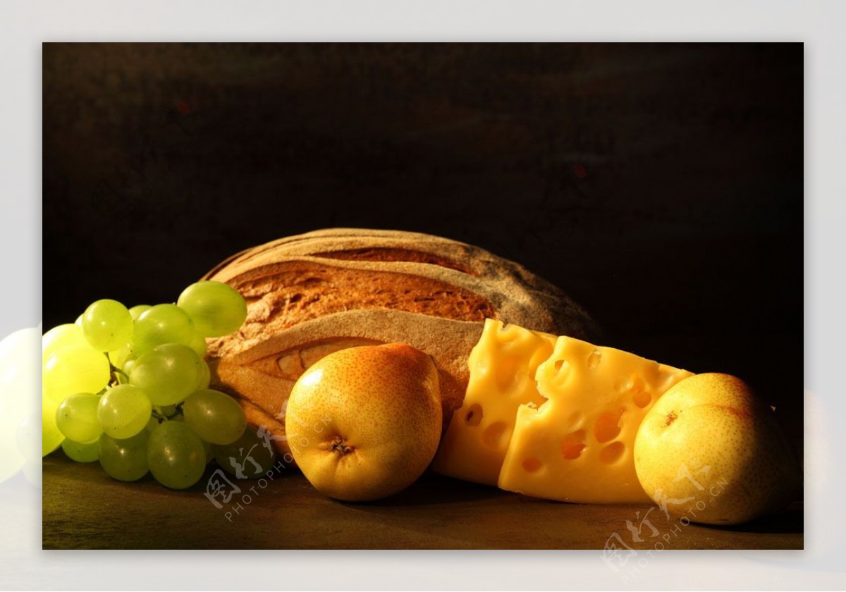 梨子与面包奶酪图片