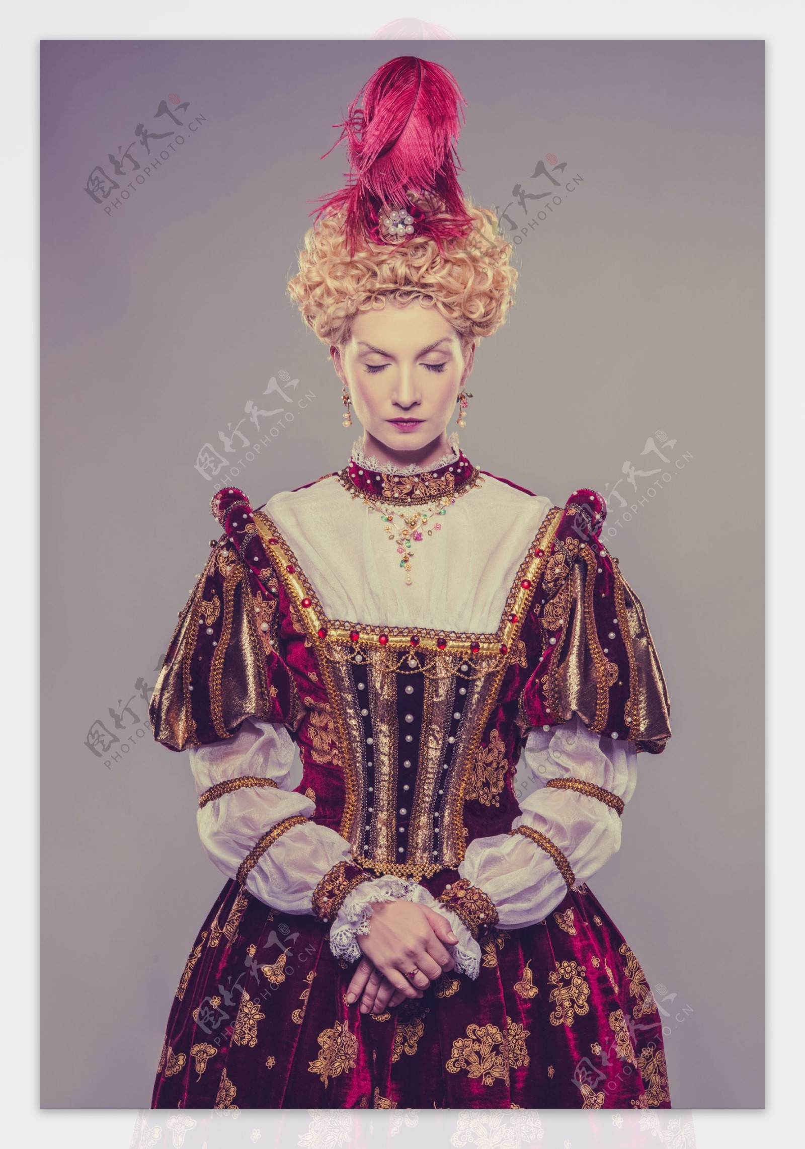 英国维多利亚时期女性贵族古典服饰_word文档在线阅读与下载_文档网