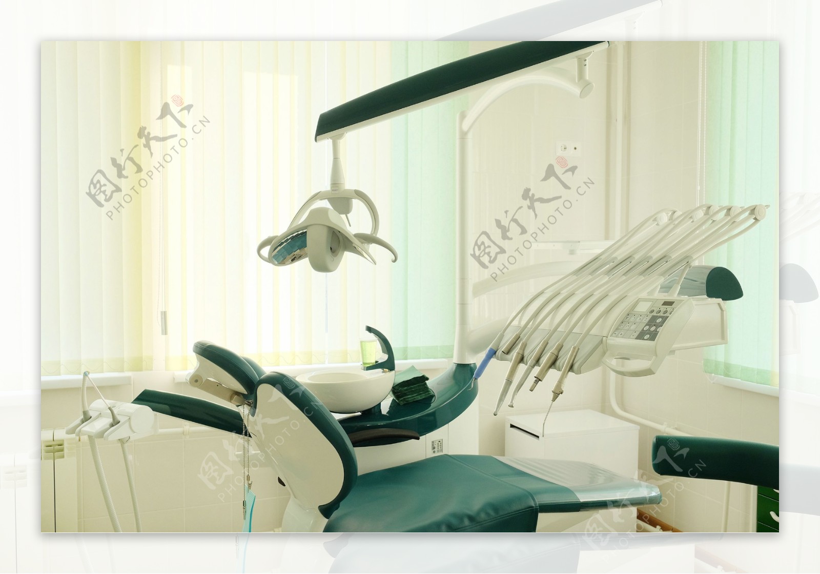 牙科医疗设备图片
