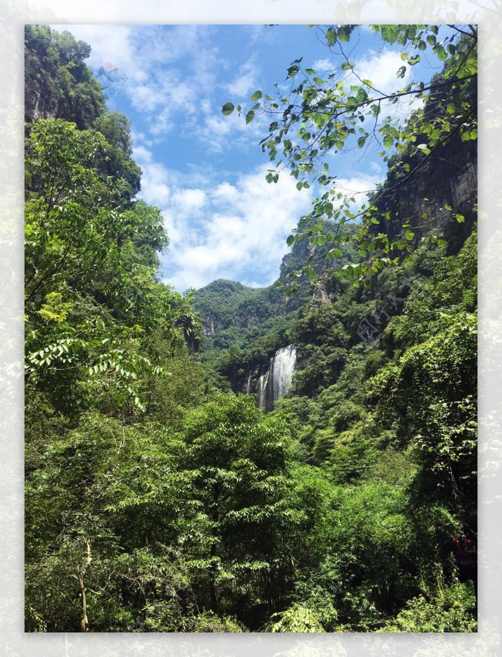 三峡瀑布景点