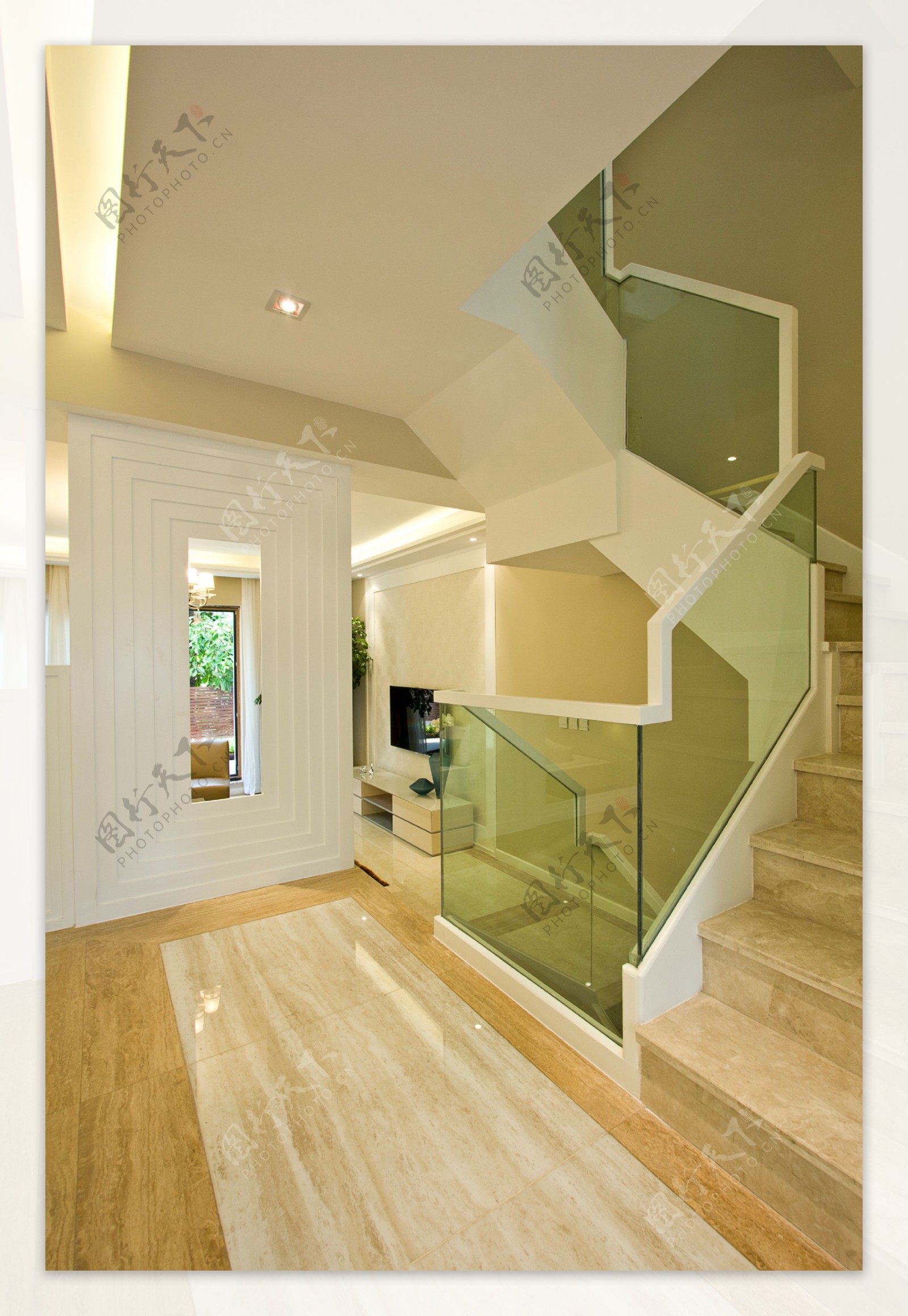 简约风室内设计楼梯走廊效果图