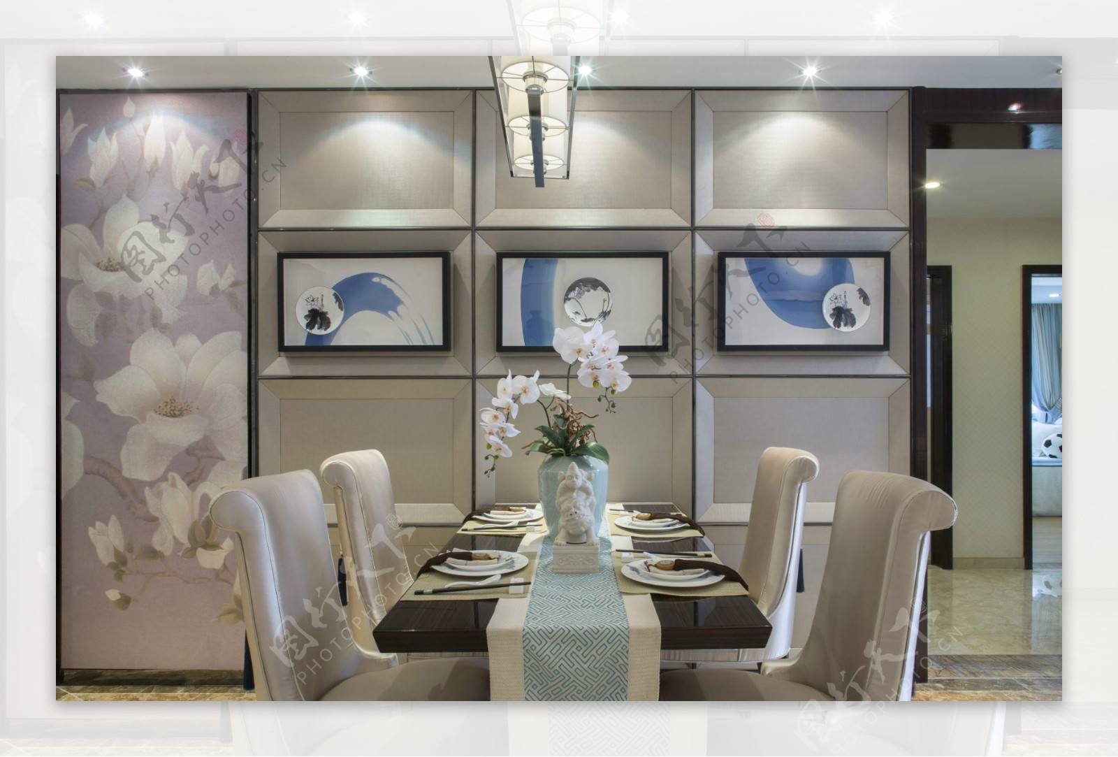 现代时尚客厅蓝白桌布室内装修效果图