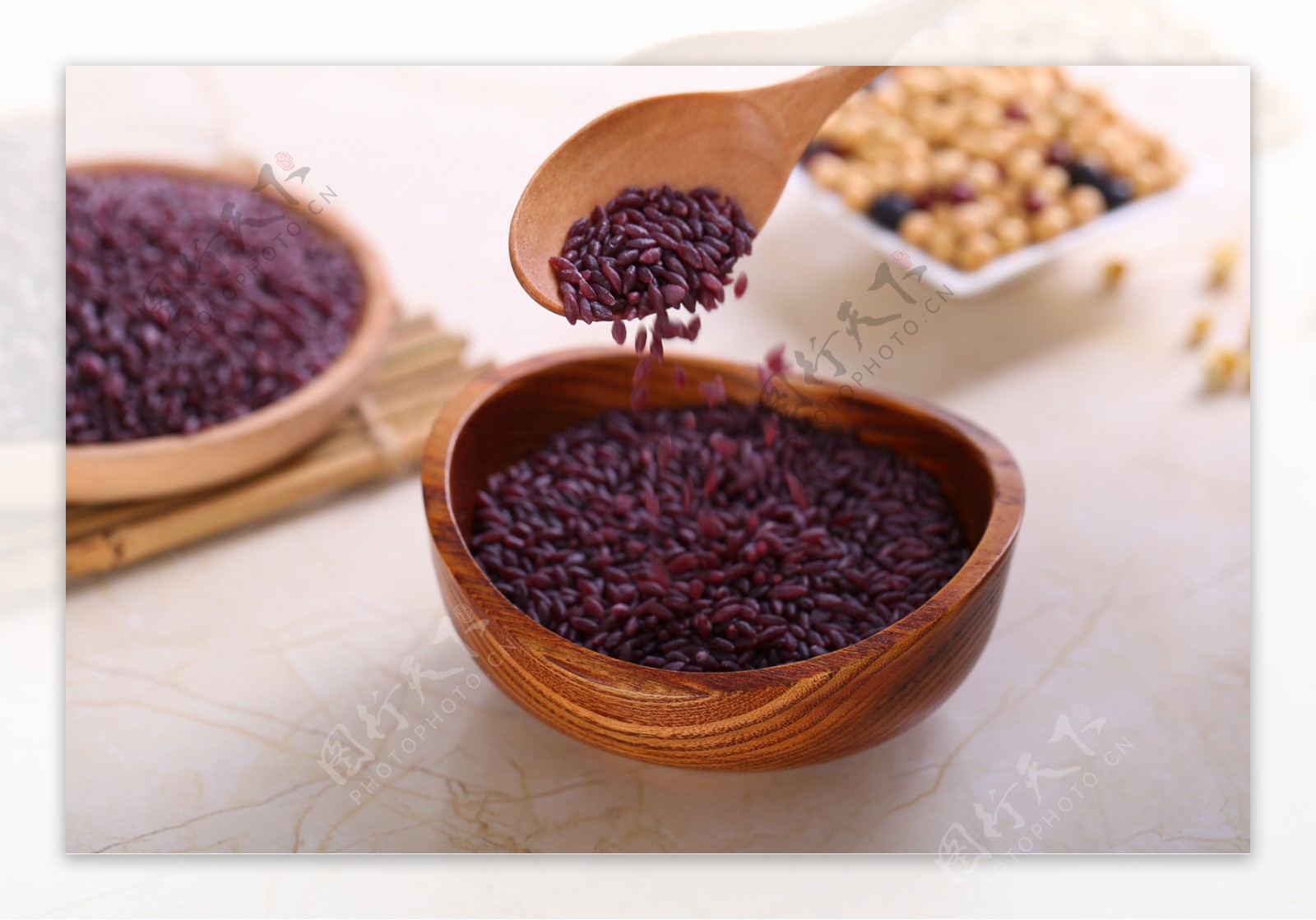 健康营养的粗粮紫米